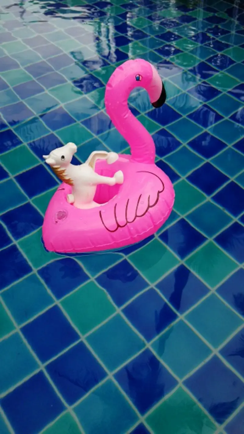 1 шт. мини милые забавные игрушки Фламинго Плавающий надувной держатель для напитков плавательный бассейн вечерние детские игрушки-поплавок ваши напитки в стиле