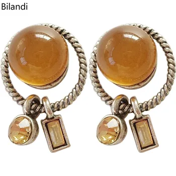 

Fashionable temperament contracted resin stud earring for woman jewelry