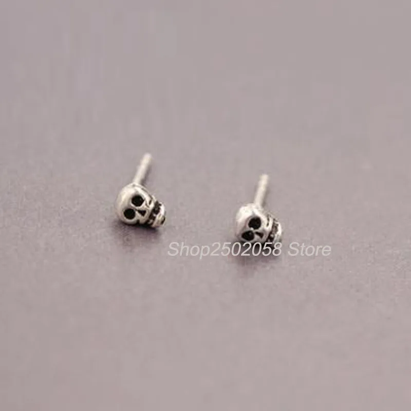

1Pair New 925 Sterling Silver Skull Skeleton Punk Tiny Cartilage Helix Stud Earrings Jewelry