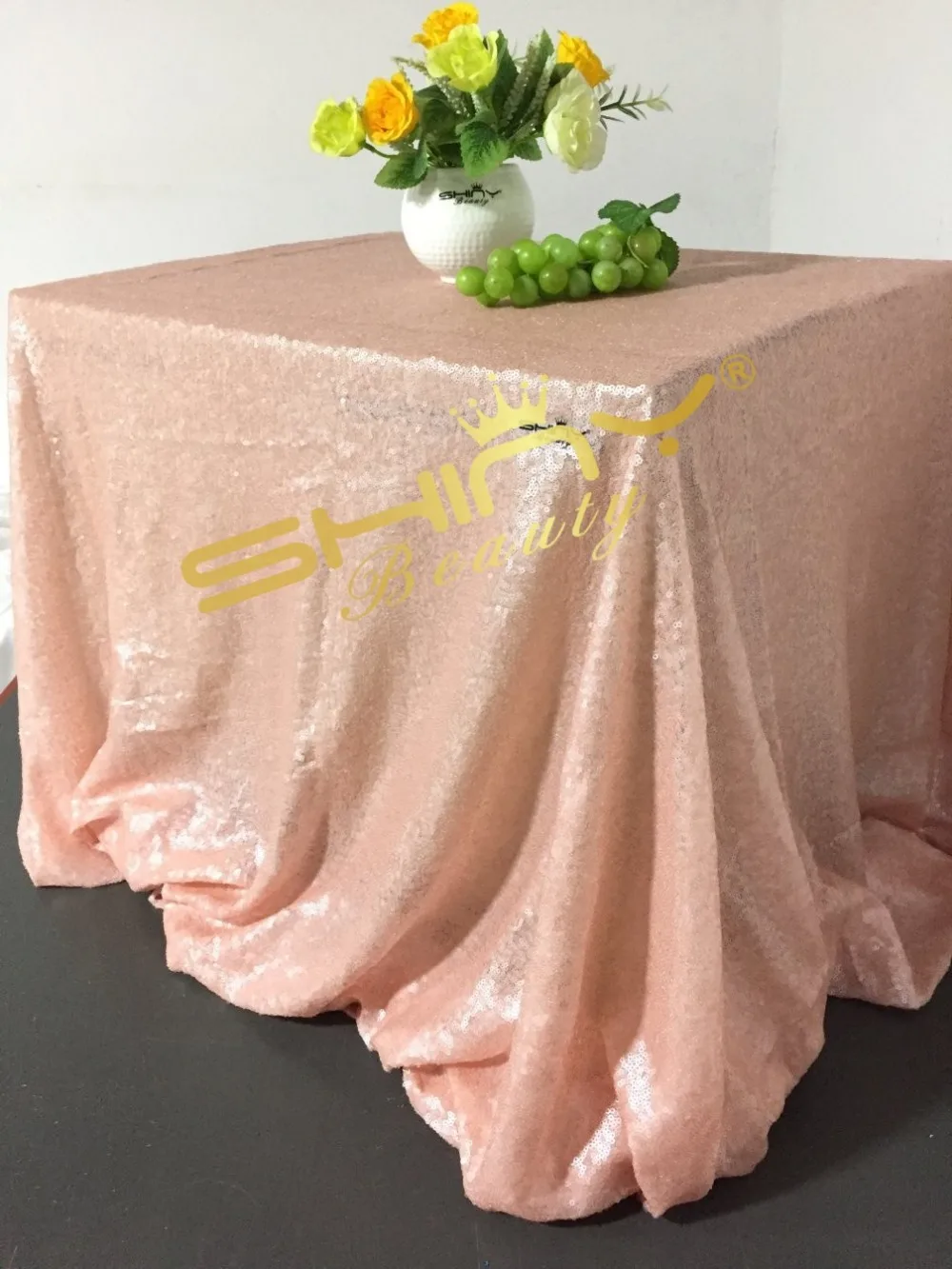 pink sequin tablecloth (3)
