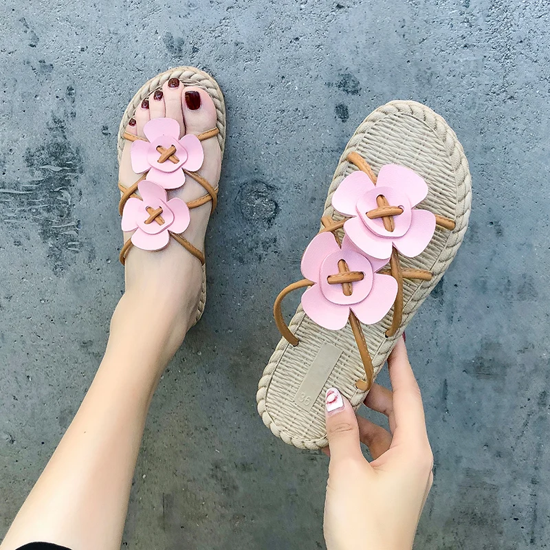 

Woman Shoes Luxury Flat Slippers Socofy 2019 New Women Slides Platform Designer Soft T Beach Sliders Square heel Rubber PU