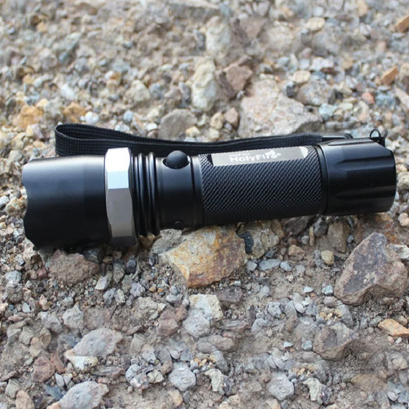 

Holyfire Light LED Flashlight Outdoor Camping Flashlight To Zoom Remote Irradiation Portable Searchlight Cycling Lamp
