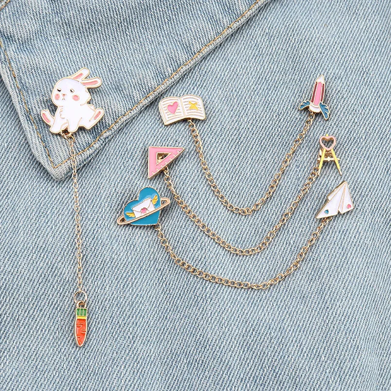 

Cute Tassel Chain Linked Pins Rabbit Carrot Pencil Love Letter Plane Badge Brooches Denim Shirt Lapel Pin Custom Jewelry