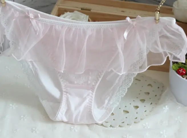 

100% Real Photos Good Quality M L Lovely Cute Lolita Kawaii Fairy Princess Sexy Lace Panties Underwear Brief Thong Knickers 244