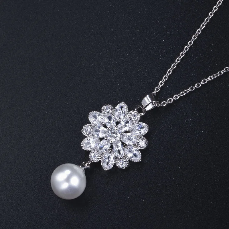 CWWZircons Элегантный серебряный цвет сверкающий белый кубический цирконий кристалл жемчуг подвеска ожерелье ювелирные изделия для женщин CP015