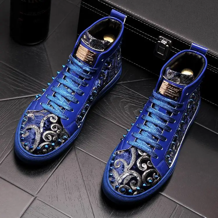 

ERRFC Personalized Men Blue Casual Shoes High Top Fashion Metal Charm Embroidered Floral Rivets Shoes For Man Leisure Zapatos