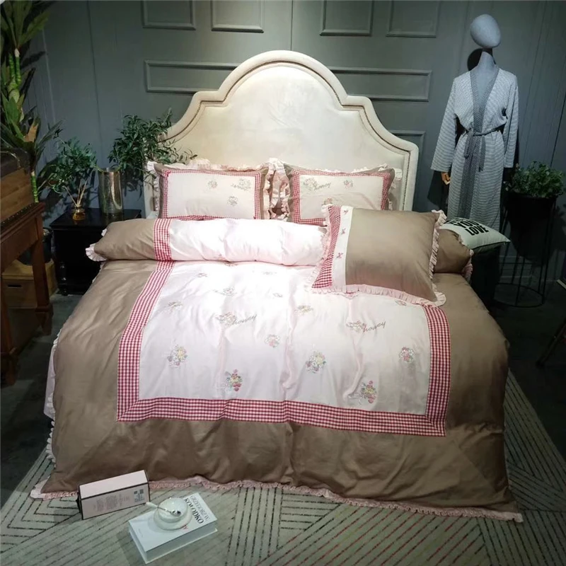 

4Pcs Luxury Egypt Cotton Rose Princess Bedding Set Embroidery Duvet cover set Bed Sheet Pillowcases Queen King size