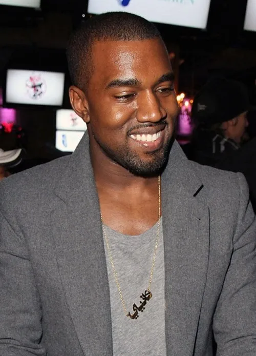 kanye-west-gold-arabic-name-766430-1371334839_500x0