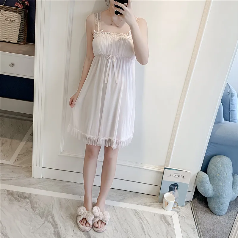 Lovely Retro Women Nightdress Lace Spaghetti Strap Princess Style Nightwear