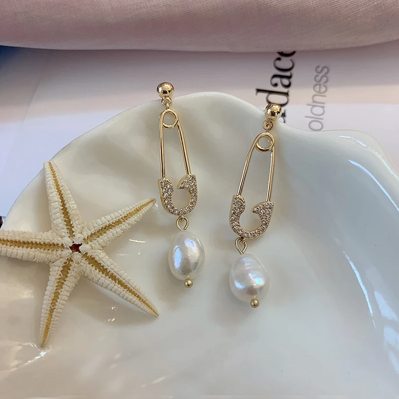 

Gold Pearl Paperclip Safety Pin Earrings S925 Crystal Micro Inlay CZ Irregular Freshwater Pearl Earrings New
