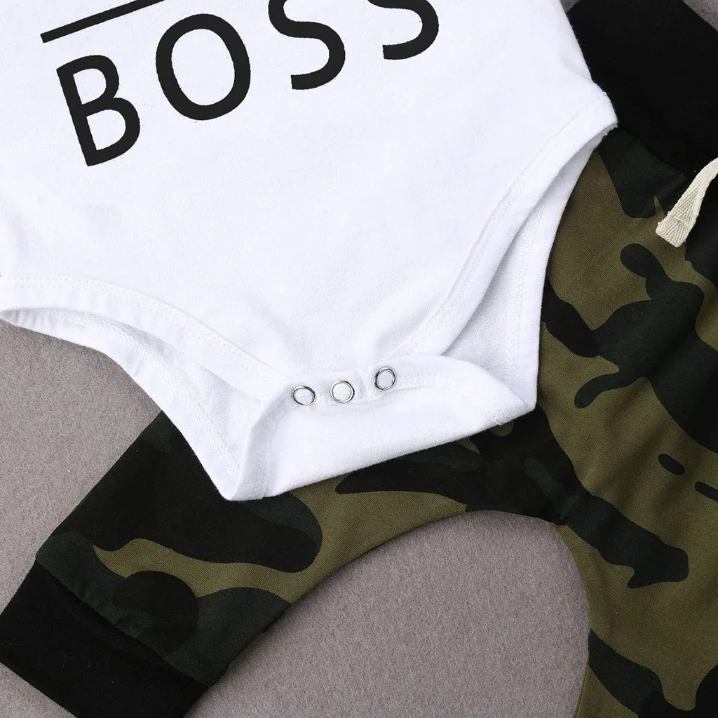 Комплект из 3 предметов, одежда для маленьких мальчиков хлопковый комбинезон с короткими рукавами и надписью «Mini Boss»+ камуфляжные штаны+ набор повязок