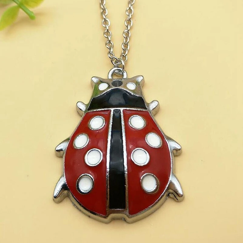 

Hot Sale Enamel Drop Glaze Big Ladybug Charm Pendant 45cm Cross Chain Necklaces Fashion Creativity Women Jewelry Holiday Gifts