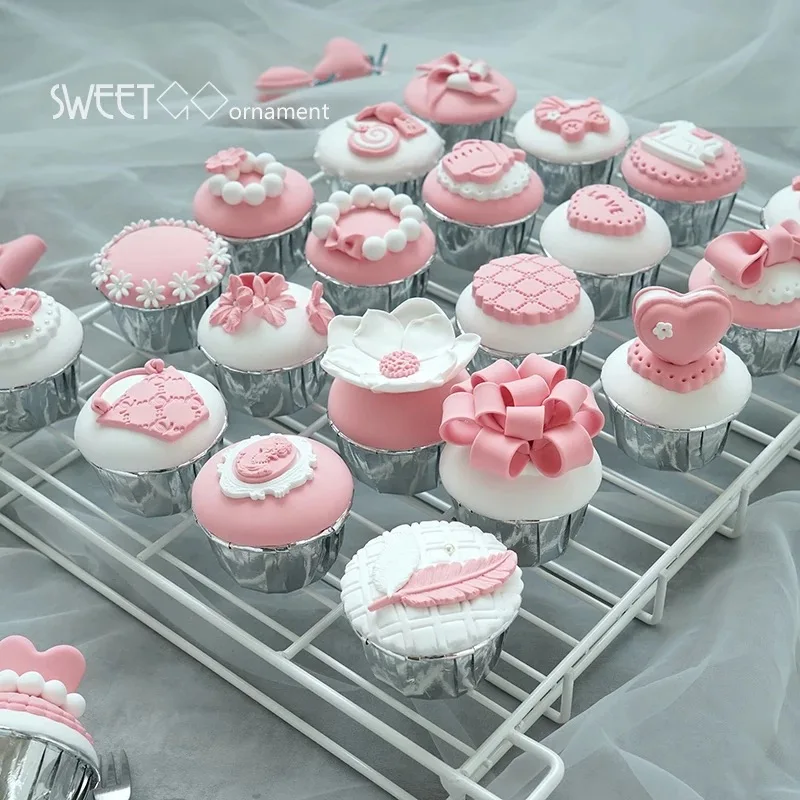 

Artificial cupcake pink fake fondant cake molds clay Decorations fitting baby girls show/store showcase/ baking lover