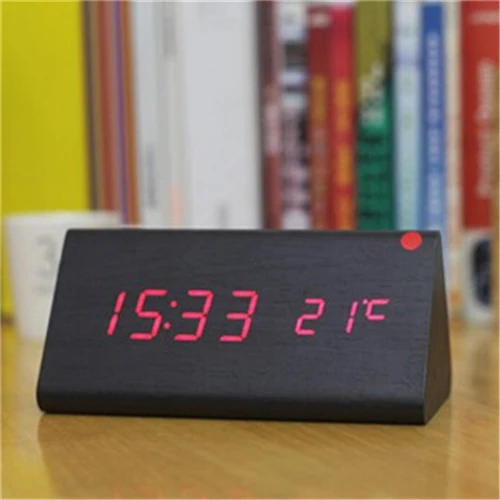 Акустический контроль календарь термометр с сигнализацией деревянные треугольные Часы светодиодный дисплей цифровые часы с секундами xyzTime-6035B-Clock - Цвет: Black clock Red
