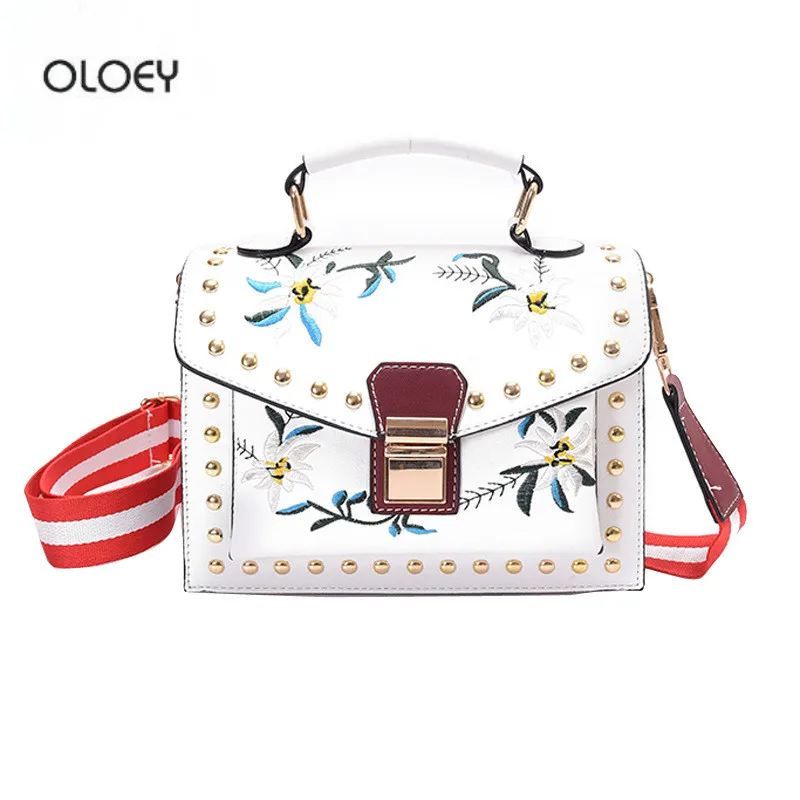 

Women's handbags 2018 Fashion Ethnic Embroidery Small Party Bag New Rivet handbags Shoulder Messenger Bag Wide shoulder straps