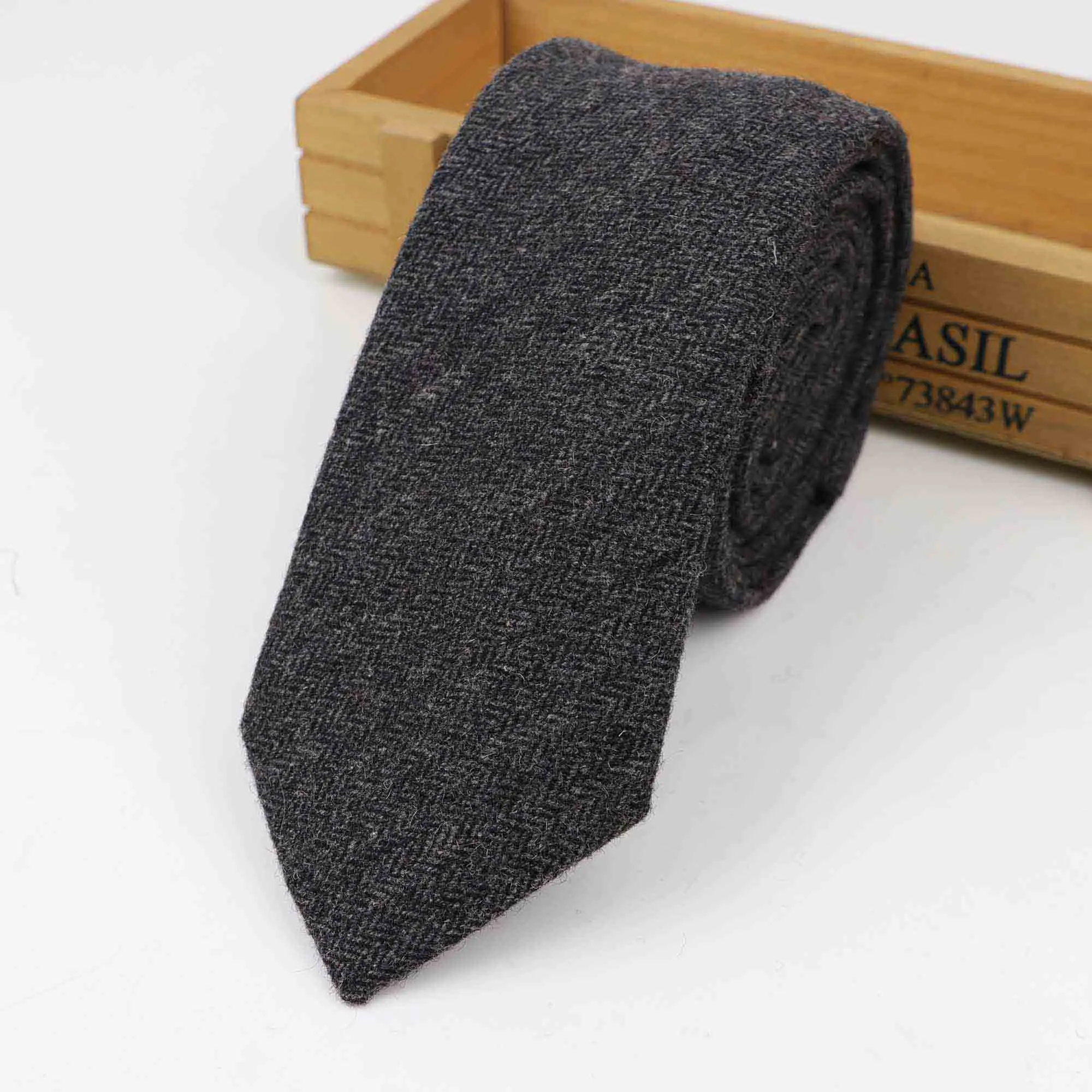 New Style Wool Viscose Tie 7cm Ties Fluffy Solid Color Corbata Slim Striped Necktie Cravat Clothing Accessories Warm Dot Ties - Цвет: 19