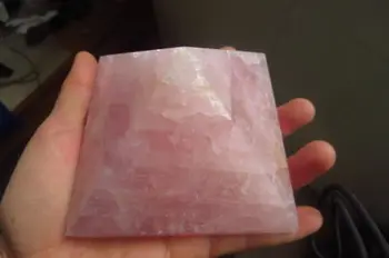 

694g NATURAL Rose QUARTZ CRYSTAL pyramid HEALING