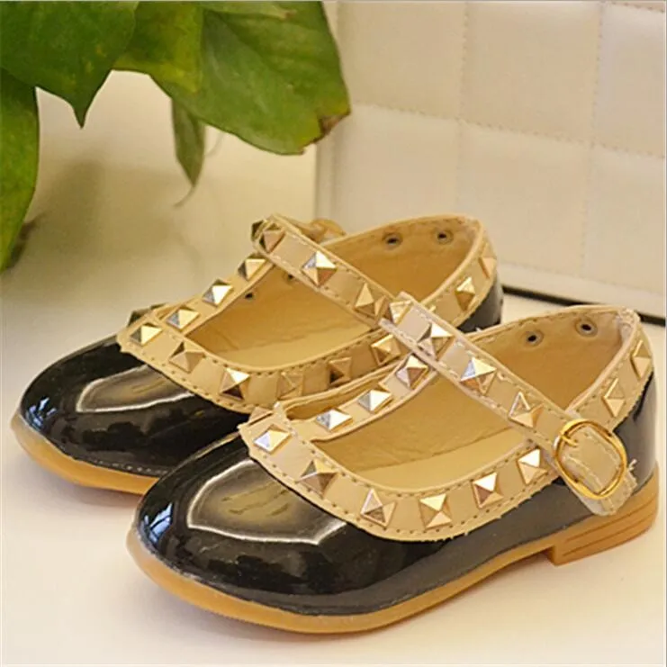Модная детская одежда для маленьких девочек clinch кожаная детская обувь в римском стиле; стильная повседневная обувь; вечерние туфли;