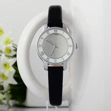 Simple Fashion Women Roman Dress Watches Small Size Korean Girls Students Leather Wristwatch Novel Glass Face