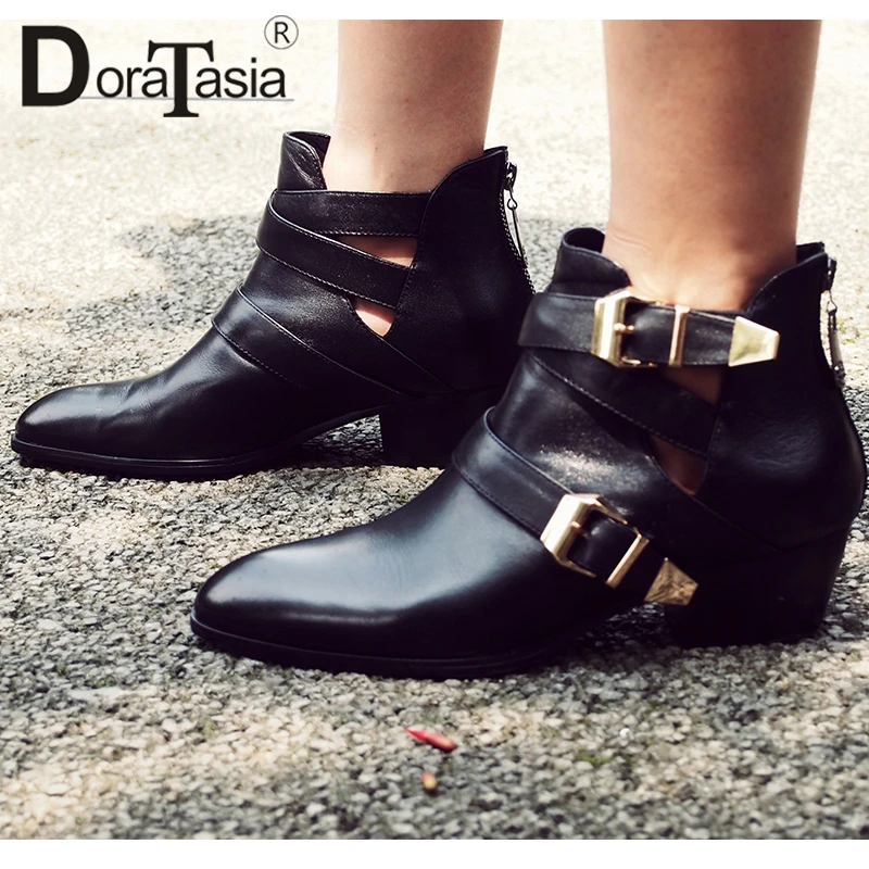 

DoraTasia New Chelsea Spring Autumn Genuine Leather Boots For Ladies Buckle Decoraton 4.5cm Chunky Heels Luxury Boots Female