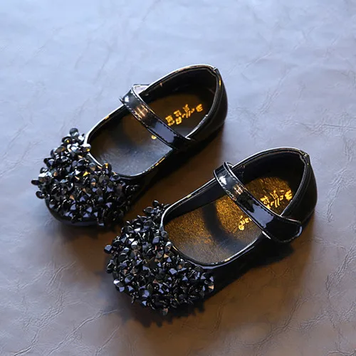 Г. модная Осенняя новая обувь для девочек вечерние школьные туфли со стразами Милая повседневная обувь принцессы на плоской подошве - Цвет: Black