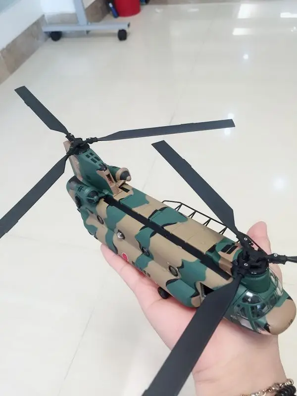 

FOV 1/72 Scale Military Model Toys JSDF CH-47J Chinook Helicopter Diecast Metal Plane Model Toy For Collection/Gift/Kids
