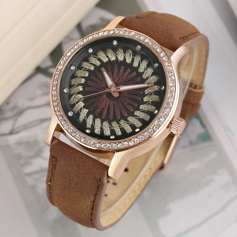 women watch (32)