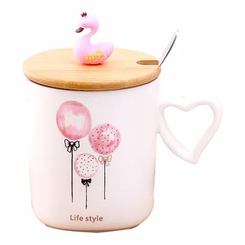 

Exquisite 3D Flamingo Ceramic Mug with Bamboo lid Metal Spoon,Cartoon pattern coffee milk cup Drinkware Heart shaped handle mugs