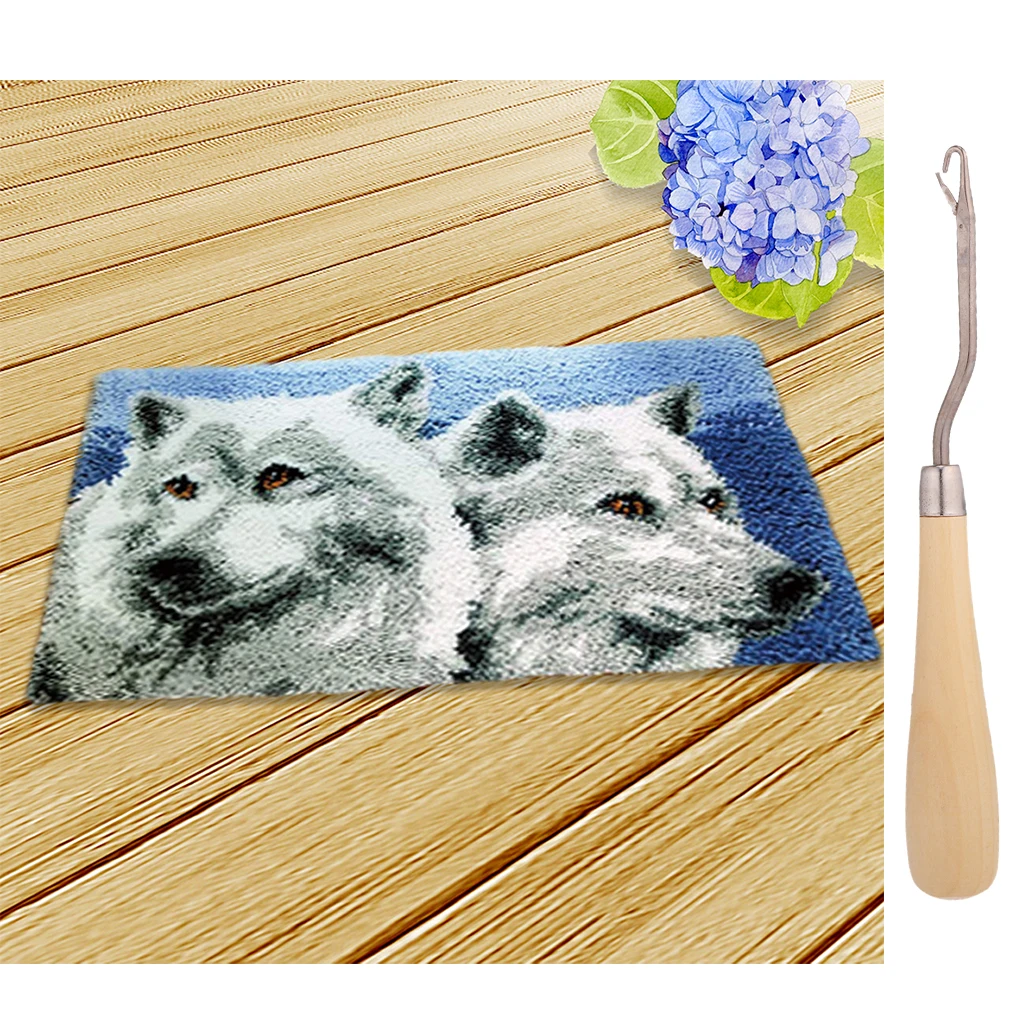 Latch Hook Rug Kits DIY Wolf Craft Embroidery Cushion for Adults Beginners with Wood Crochet Hook