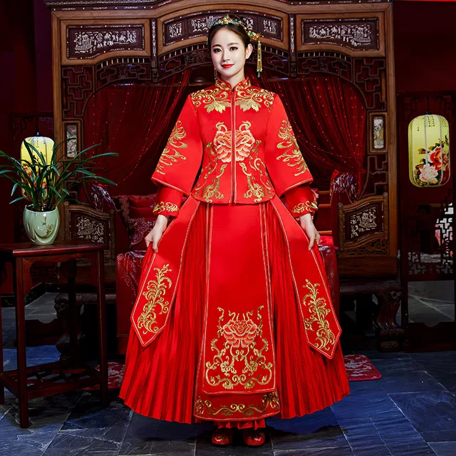 South East Asian Malaysia Traditional Wedding Cheongam show Kimono dress Peony gown Robe Red