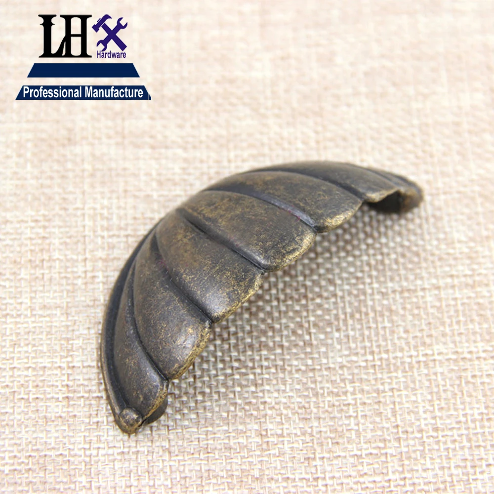 

LHX Bronze Color Handle Knob for Drawer Box Cabinet Furniture DIY Family Hardware Retro Shell Handle g