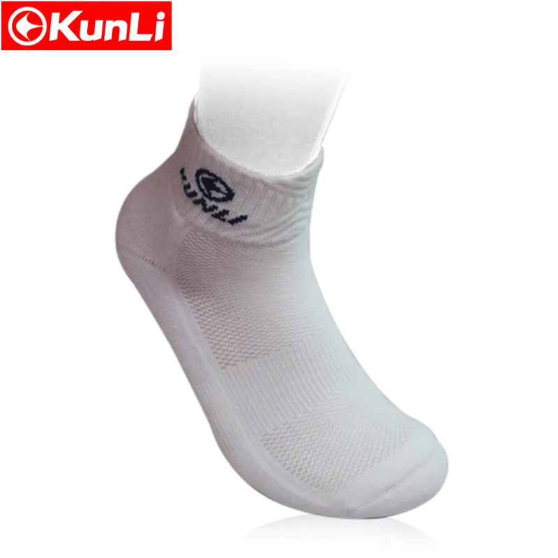 Kunli бренд бадминтон Теннисный Носок быстросохнущие дышащие Теплые впитывающие пот антибактериальные для 4 сезона мужские спортивные носки wo мужские носки - Цвет: white