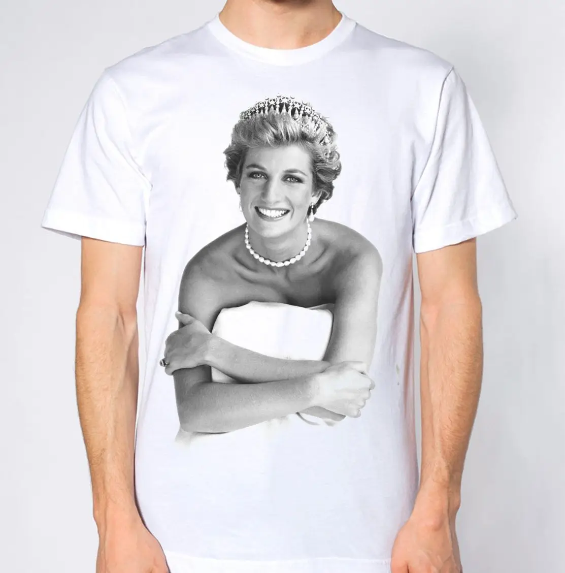 

Princess Diana T-Shirt Queen UK United Kingdom Britain Legend Cool Casual pride t shirt men Unisex New Fashion tshirt Loose