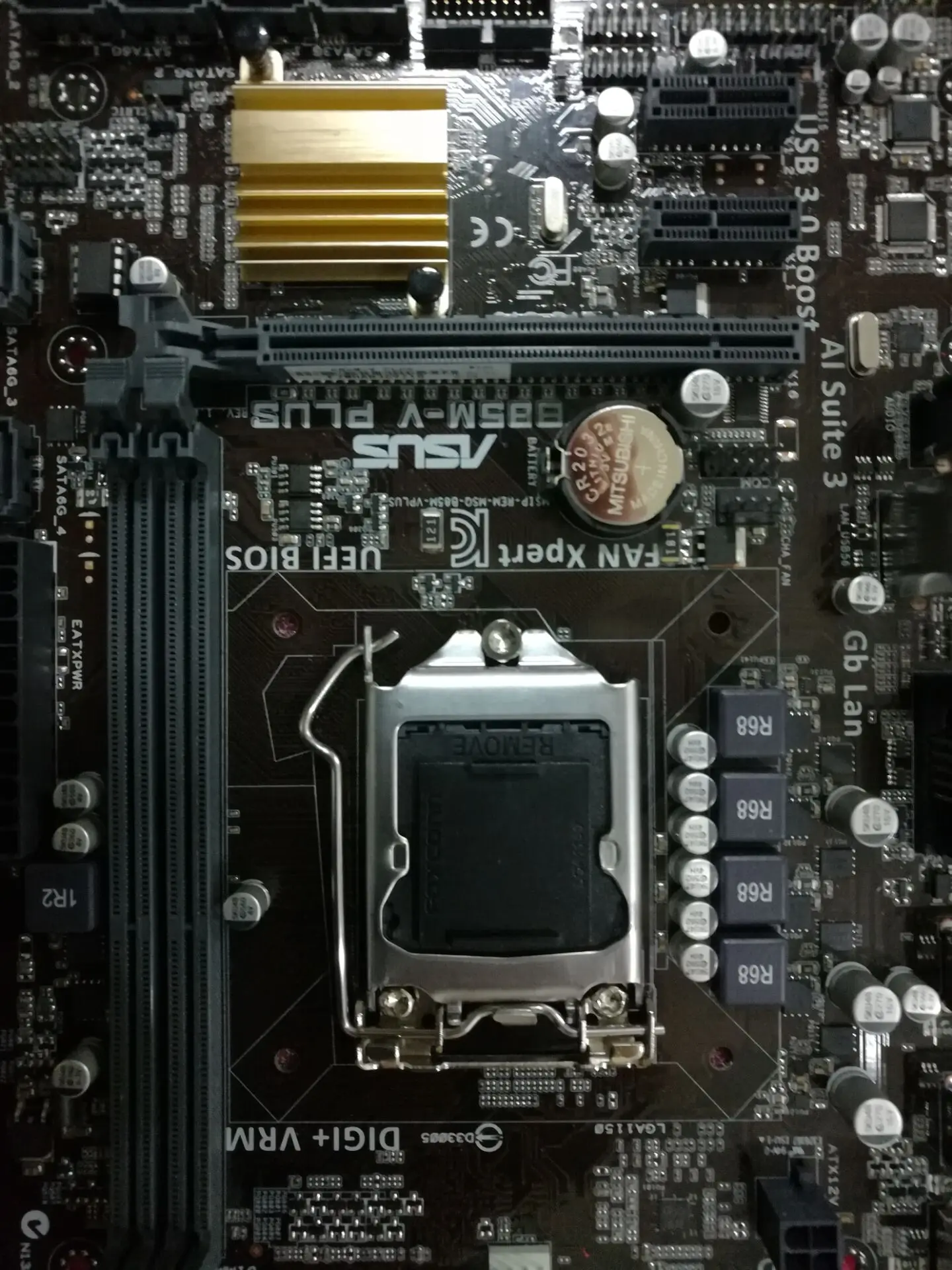 

B85M-V PLUS Desktop motherboard B85 LGA1150 DDR3 16G USB3.0 SATA3 PCI-E3.0 ATXmotherboard used 90%new