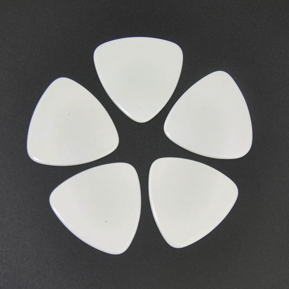triangle picks solid white 0.96mm solid white 3