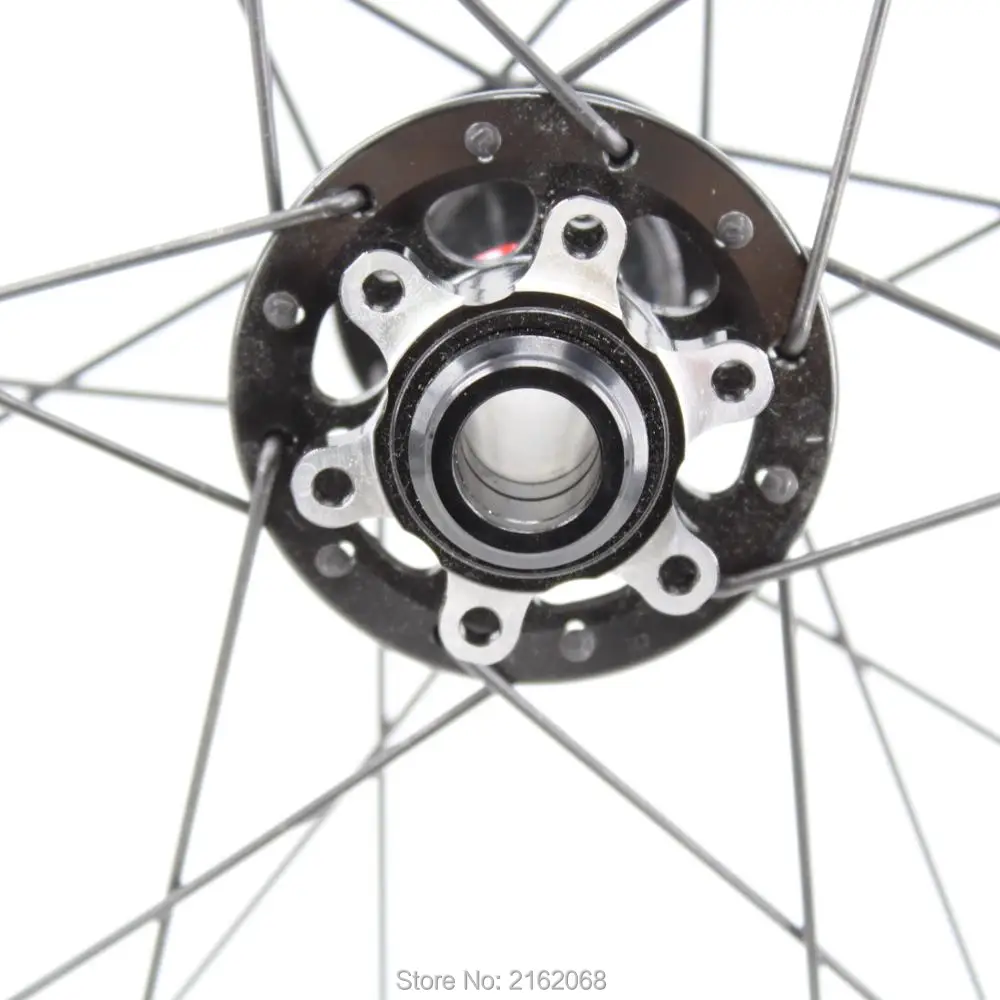 Top New 26 27.5 29er clincher rim Mountain bike 3K full carbon fibre disc brake bicycle carbon wheelset Thru Axle hubs MTB Free ship 9 Top New 26 27.5 29er clincher rim Mountain bike 3K full carbon fibre disc brake bicycle carbon wheelset Thru Axle hubs MTB Free ship 9