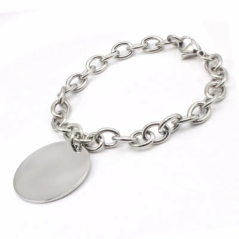 Women Fashion Bracelets Jewelry Accessories Bangles Chain Link Bracelets with Round Engravable Laser Logo/Name Charm Pendant 3