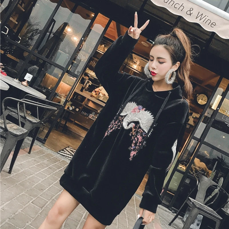

SexeMara fashion Spring and autumn The New Heavy work Patch embroidery Sequin Hooded Drawstring Sweatshirt Free shipping