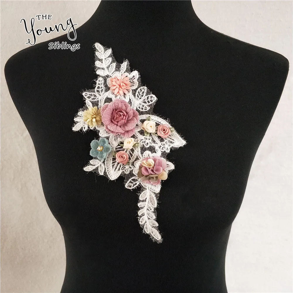 

Hot sale Lace Applique Bridal Gown Lace Embroidery Patches DIY Lace Collar Neckline Decorate Garment Sewing Accessoires YL1338