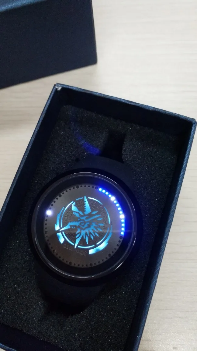 Часы Monster Hunter MHX Rathalos Icon Stygian Zinogre Коллекционное издание светодио дный светодиодный сенсорный экран водостойкие часы наручные часы