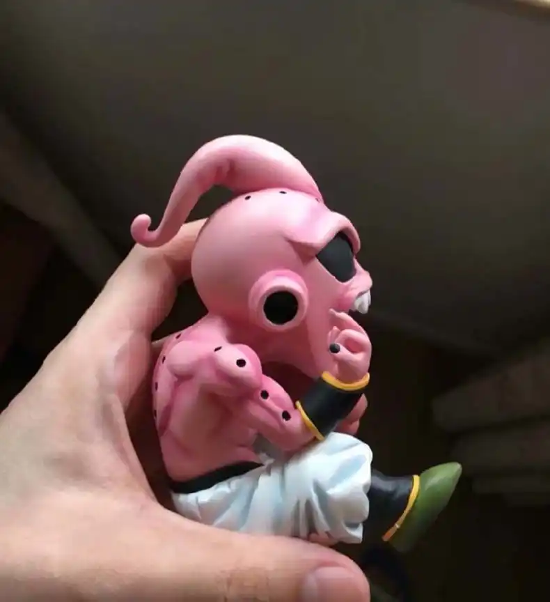 majin buu middle finger figure