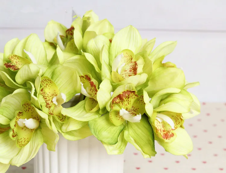 Настоящее прикосновение cymbidium 6 головок короткая съемка украшение стола цветок DIY Свадебные невесты ручной цветы домашний декор искусственная Орхидея