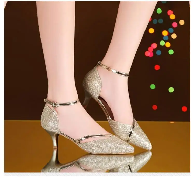 Effgt/Новинка года; пикантные женские туфли-лодочки на высоком каблуке; цвет золотой, серебряный; женская обувь на высоком каблуке; роскошные свадебные туфли со стразами
