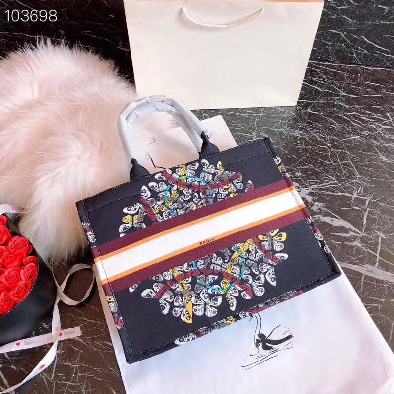 

2019 Original Brand Fashion 42*32cm Show Womens Famous Shopping Original Designer Shoulder Luxury Bag Handbag Women Canvas Bags