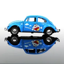 Coche de aleación Retro Vintage Doraemon Wecker Volkswagen Beetle sonido ligero Diecast vehículos modelo juguetes retroceso acústico óptico