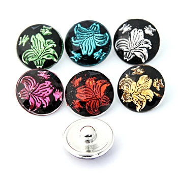 Ceny Gorąca Sprzedaż Moda NS0019 10 Sztuk Mieszane 18mm Kwiaty żywica Zatrzaski Fit DIY Charm Bransoletka Snap Naszyjnik Biżuteria Hurtowych