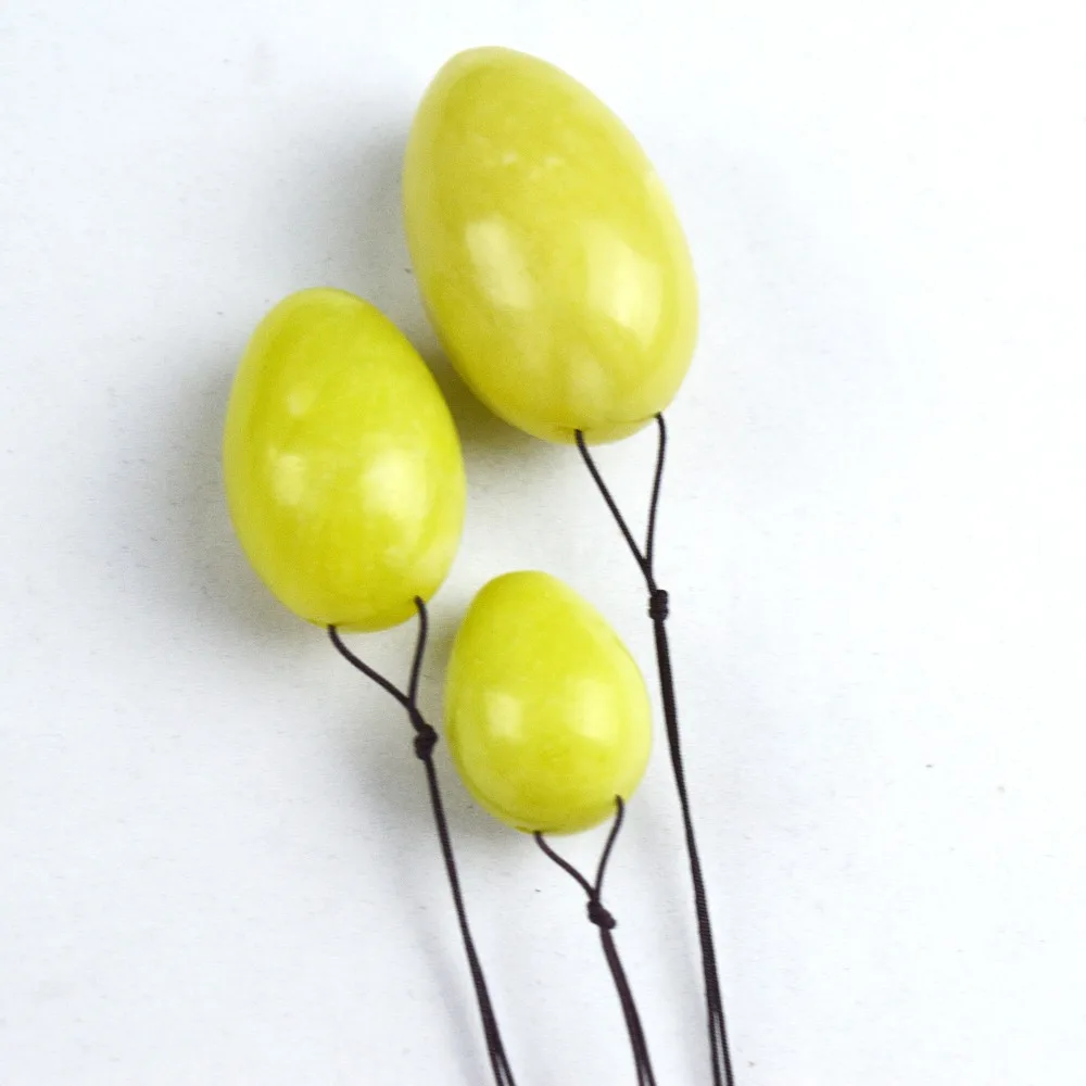 1 Set natural jade egg with brown string for kegel exercise pelvic floor muscles vaginal exercise yoni egg ben wa ball 1 Set natural jade egg with brown string for kegel exercise pelvic floor muscles vaginal exercise yoni egg ben wa ball
