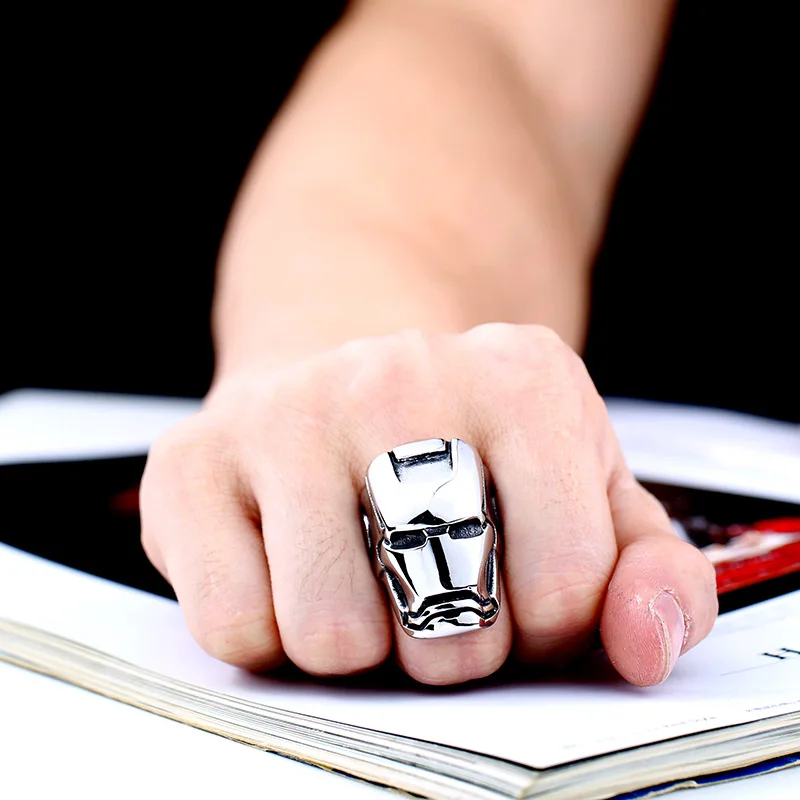 BR8-142 rings men in ring
