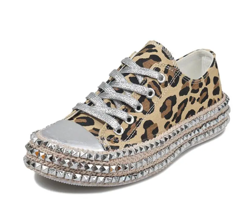 

Women's Breathable shoes Ladies fashion spring and autumn casual shoes flats Soft and comfortable lace-up bling woman shoes
