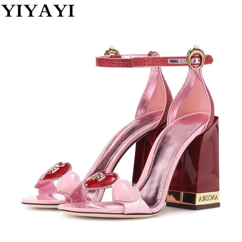 

Pink Love Heart High Heels Gladiator Sandals Pearled Crystal Buckle Embellished Runway Design Women Sandals Summer Wedding Shoes